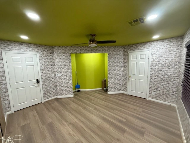 Wallpaper installation in Santa Ana CA